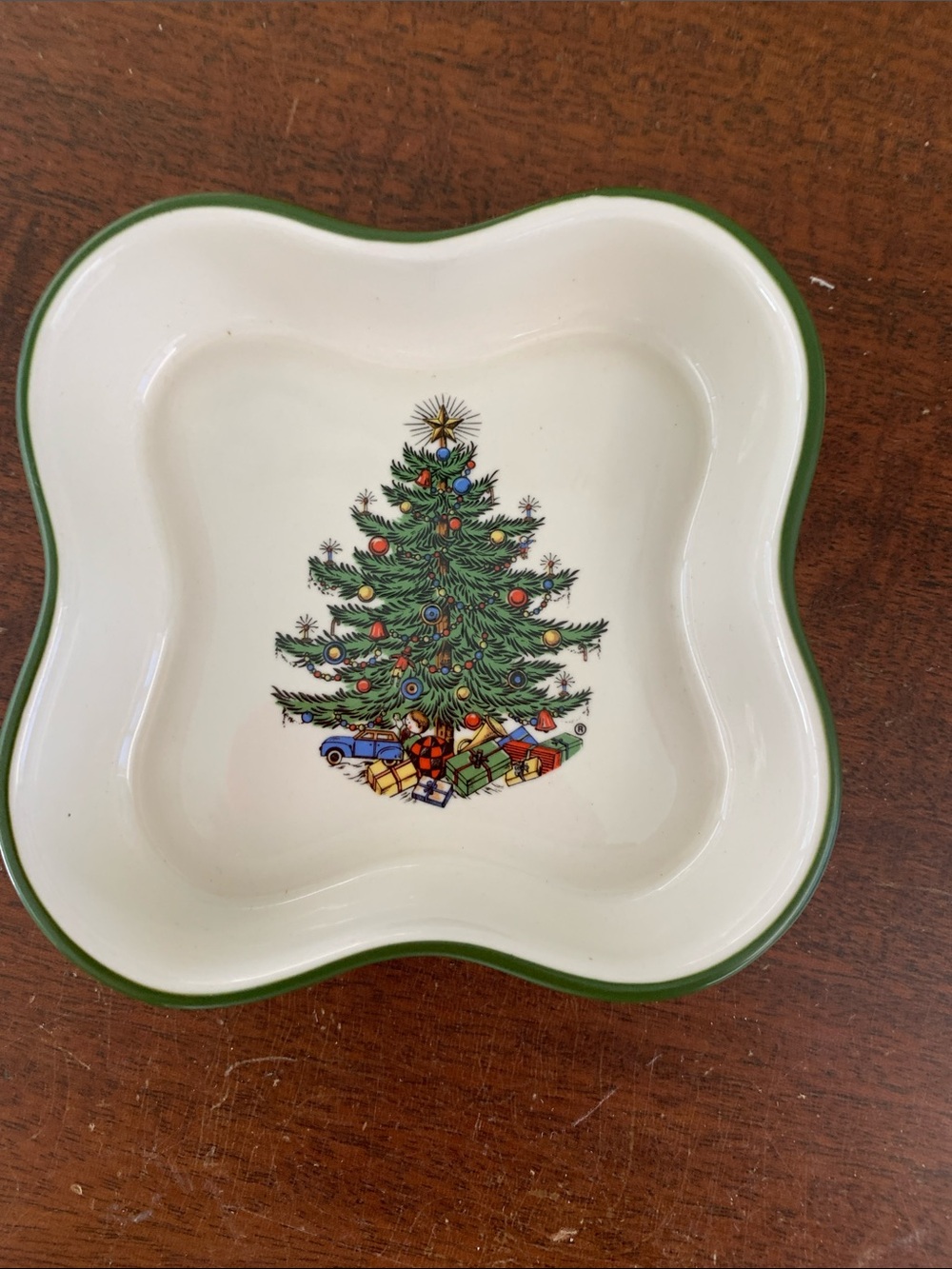 Cuthbertson Christmas Tree Serving Dish with Green Trim